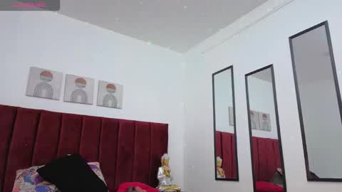 Snapshot of selena_castillo chatting on October 6, 12:57 pm Selena online show from October 6, 12:57 pm