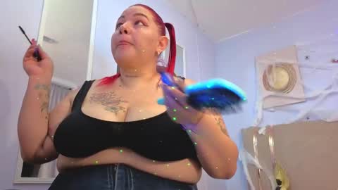 Snapshot of selena_castillo chatting on October 10, 12:37 pm Selena online show from October 10, 12:37 pm