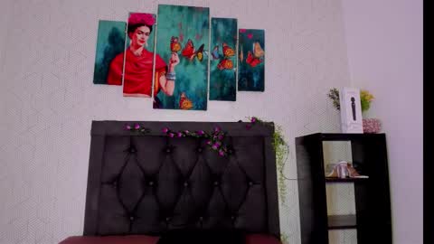 selena_fox7 online show from September 10, 5:29 am