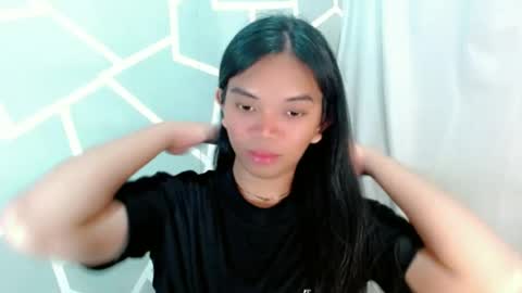 Snapshot of selena_fuckdoll chatting on June 21, 1:24 pm Selena online show from June 21, 1:24 pm