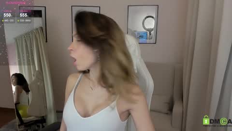 Selena online show from January 15, 10:38 am