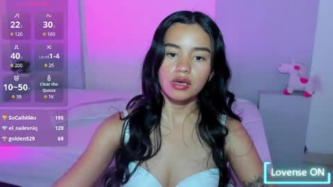 selenafox7 online show from January 31, 11:24 pm