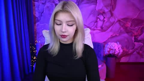 Snapshot of selenairis chatting on October 1, 6:19 am selenairis online show from October 1, 6:19 am