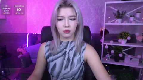 Snapshot of selenairis chatting on October 12, 7:29 am selenairis online show from October 12, 7:29 am