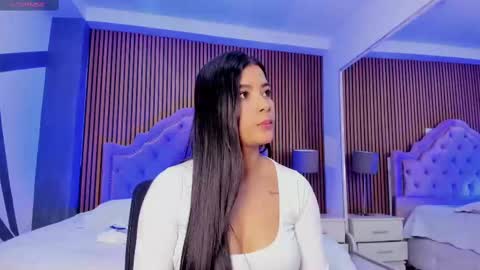 selenastonne online show from September 14, 7:57 pm