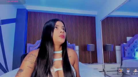 selenastonne online show from September 30, 8:25 pm