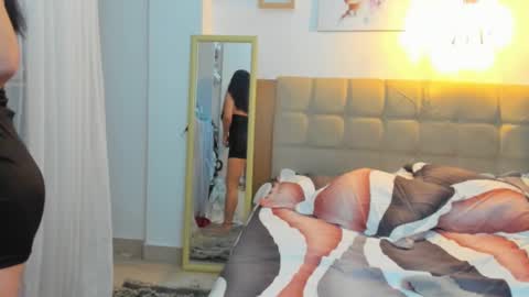 Snapshot of selene_milf_ chatting on February 2, 5:42 am Selene online show from February 2, 5:42 am