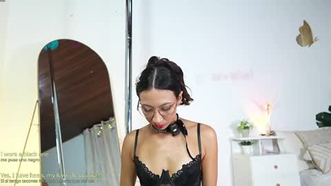 Sel Your Little butterfly  online show from May 1, 1:43 am