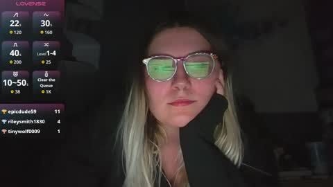 Selene online show from October 9, 5:05 am