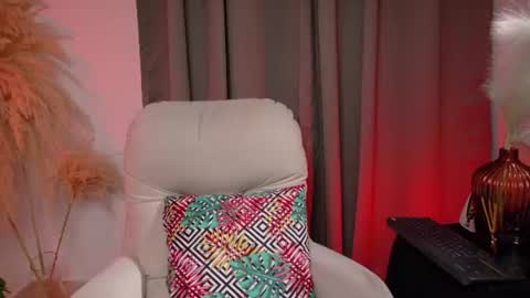 Selene Nova online show from July 14, 6:02 pm