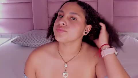 SeleneVoon online show from October 2, 4:36 pm