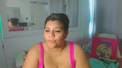 Snapshot of selenna1 chatting on November 3, 12:39 pm Selenna1 online show from November 3, 12:39 pm