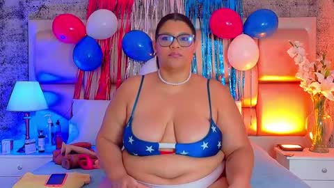 Selenna Cooper online show from July 4, 12:33 pm
