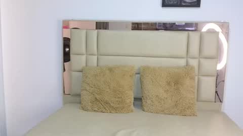 Selenna online show from October 30, 11:33 am