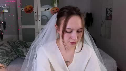 Snapshot of selinsselin chatting on October 31, 5:41 am sweetie Selin 3 online show from October 31, 5:41 am