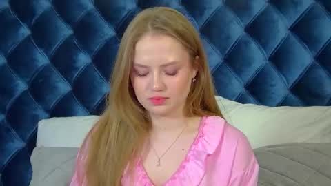 SelinSwarovski online show from February 4, 5:30 pm