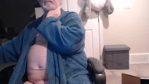 selkie2s online show from February 11, 11:43 am