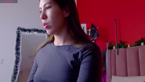 Nicole online show from December 11, 1:58 am