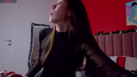 Nicole online show from December 17, 1:50 am