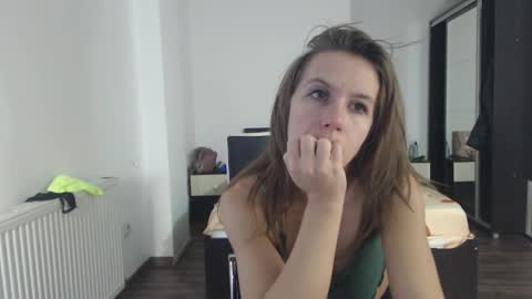 Snapshot of sellena_angels chatting on January 13, 9:08 am sellena_angels online show from January 13, 9:08 am