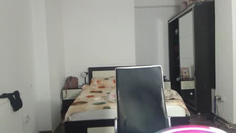 Snapshot of sellena_angels chatting on January 25, 9:15 am sellena_angels online show from January 25, 9:15 am