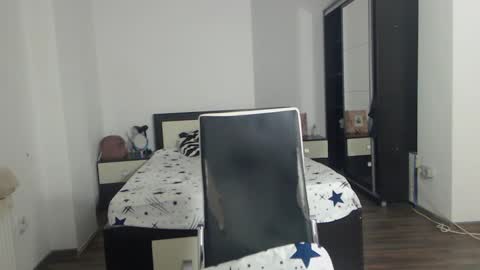Snapshot of sellena_angels chatting on February 2, 1:52 pm sellena_angels online show from February 2, 1:52 pm
