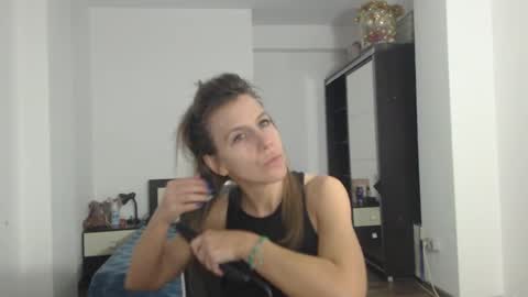 Snapshot of sellena_angels chatting on February 13, 10:12 am sellena_angels online show from February 13, 10:12 am