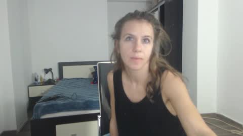 Snapshot of sellena_angels chatting on February 16, 9:59 am sellena_angels online show from February 16, 9:59 am