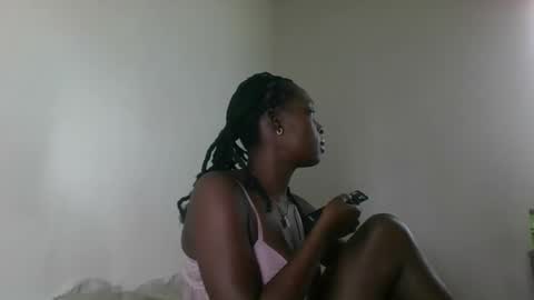 Snapshot of sellinprinces chatting on September 28, 2:00 pm sellinprinces online show from September 28, 2:00 pm