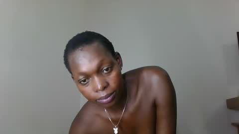 Snapshot of sellinprinces chatting on October 21, 1:39 am sellinprinces online show from October 21, 1:39 am