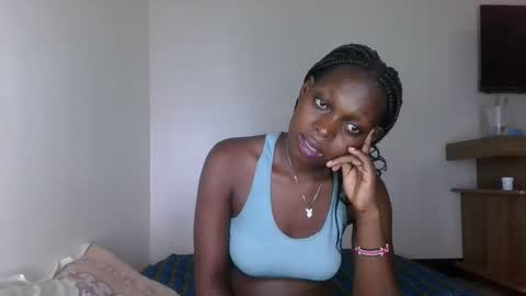 Snapshot of sellinprinces chatting on November 1, 11:01 am sellinprinces online show from November 1, 11:01 am