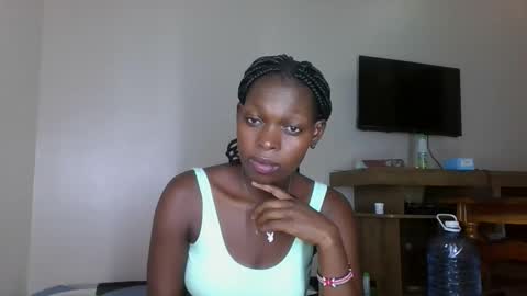 Snapshot of sellinprinces chatting on November 2, 1:13 pm sellinprinces online show from November 2, 1:13 pm