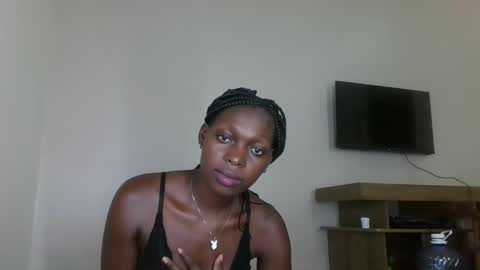 Snapshot of sellinprinces chatting on November 5, 10:48 am sellinprinces online show from November 5, 10:48 am