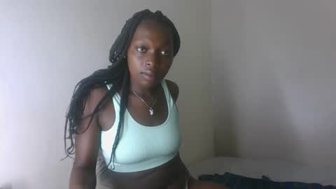 Snapshot of sellinprinces chatting on November 12, 3:12 pm sellinprinces online show from November 12, 3:12 pm