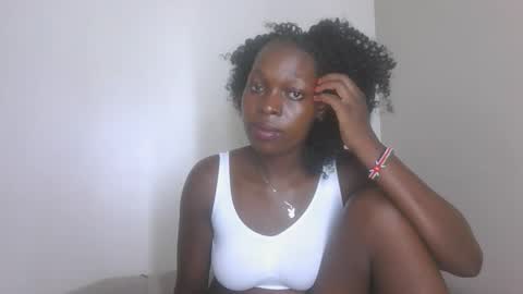 Snapshot of sellinprinces chatting on November 20, 7:46 pm sellinprinces online show from November 20, 7:46 pm