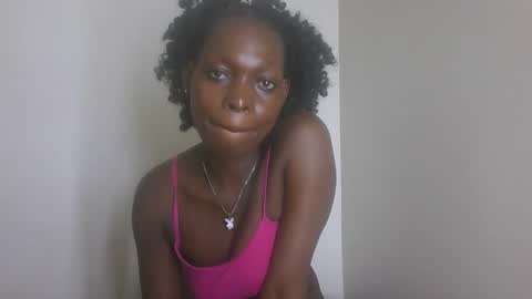 Snapshot of sellinprinces chatting on November 27, 9:17 pm sellinprinces online show from November 27, 9:17 pm