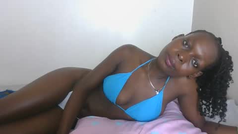 Snapshot of sellinprinces chatting on November 30, 7:40 pm sellinprinces online show from November 30, 7:40 pm