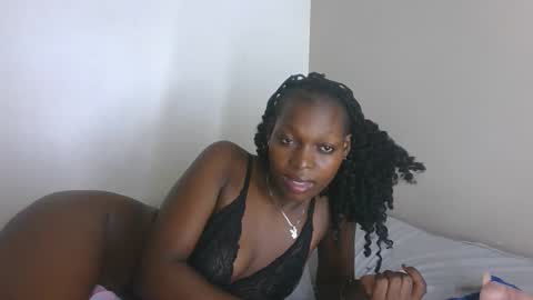 Snapshot of sellinprinces chatting on December 14, 12:27 am sellinprinces online show from December 14, 12:27 am