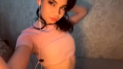 selmalupercio online show from July 2, 10:16 pm