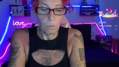 Snapshot of selvaggia_del_caribe chatting on September 22, 4:42 pm Selvaggia Del Caribe online show from September 22, 4:42 pm