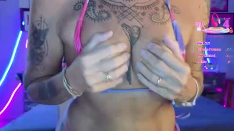 Snapshot of selvaggia_del_caribe chatting on October 28, 4:53 pm Selvaggia Del Caribe online show from October 28, 4:53 pm