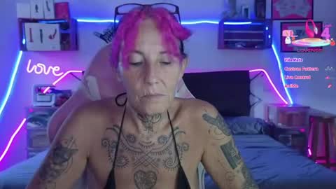 Selvaggia Del Caribe online show from July 18, 5:39 pm