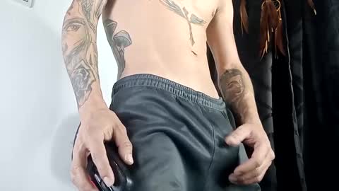 sem_alas online show from February 1, 10:23 pm