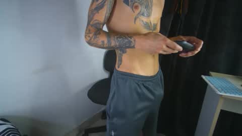 sem_alas online show from September 30, 1:10 am