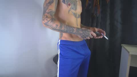 sem_alas online show from April 30, 11:42 pm