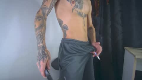 sem_alas online show from May 5, 3:36 am