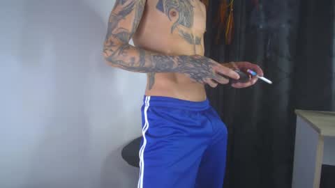 sem_alas online show from May 7, 1:44 am