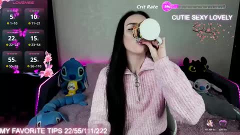 Snapshot of semurmur chatting on February 9, 2:21 pm S E M U R online show from February 9, 2:21 pm