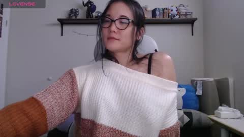 Snapshot of sen_and_sin chatting on October 2, 5:14 am Sen online show from October 2, 5:14 am