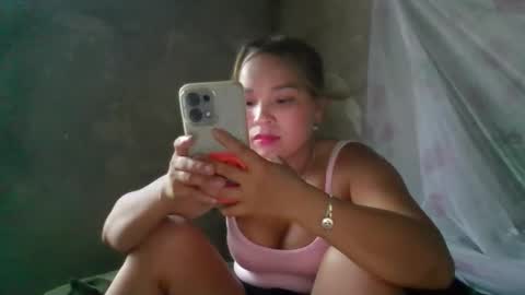 Snapshot of sena_baby chatting on June 3, 6:49 am sena_baby online show from June 3, 6:49 am